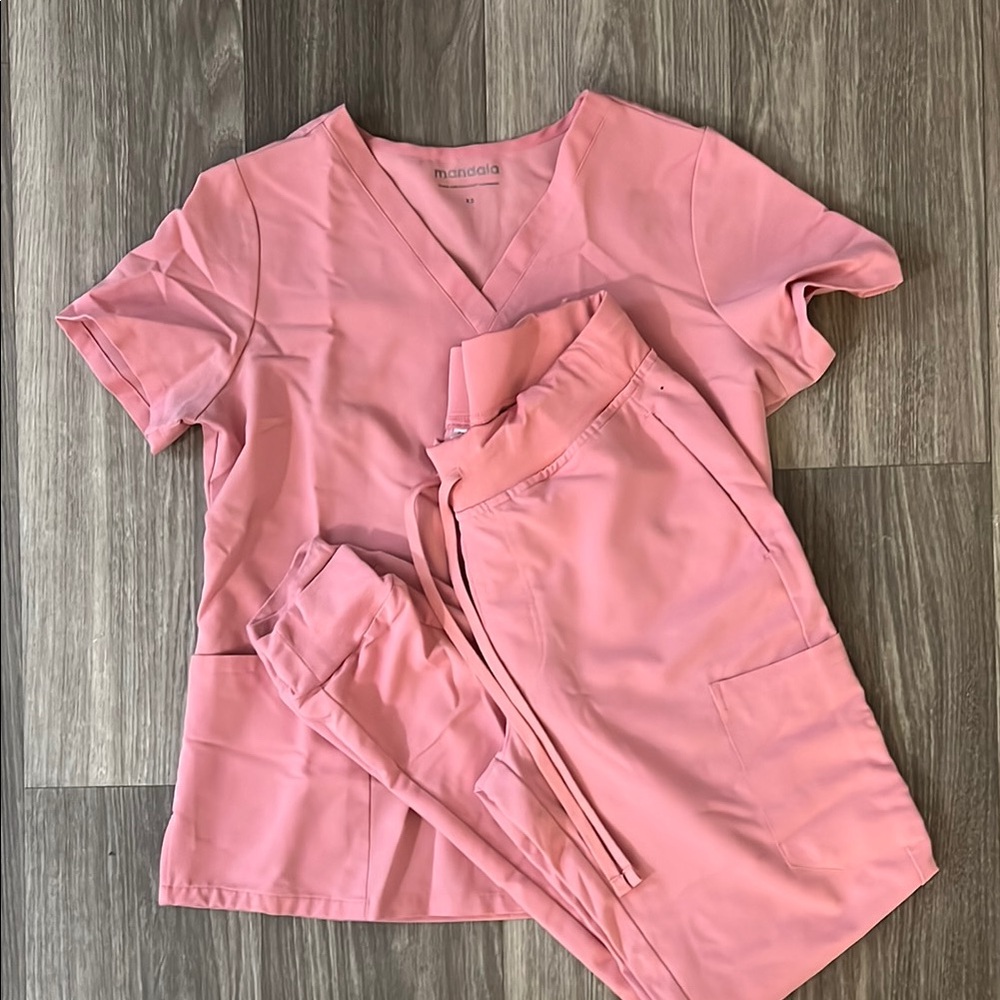 Mandala Pink Scrub Set